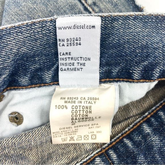 Diesel Industries Y2K boot cut jeans. Made in Italy. women’s size 32 - Picture 15 of 16